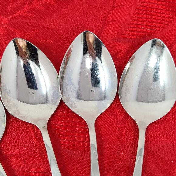 6 Oneida Oneidacraft Deluxe Stainless Wintersong Table Spoons - Picture 4 of 12